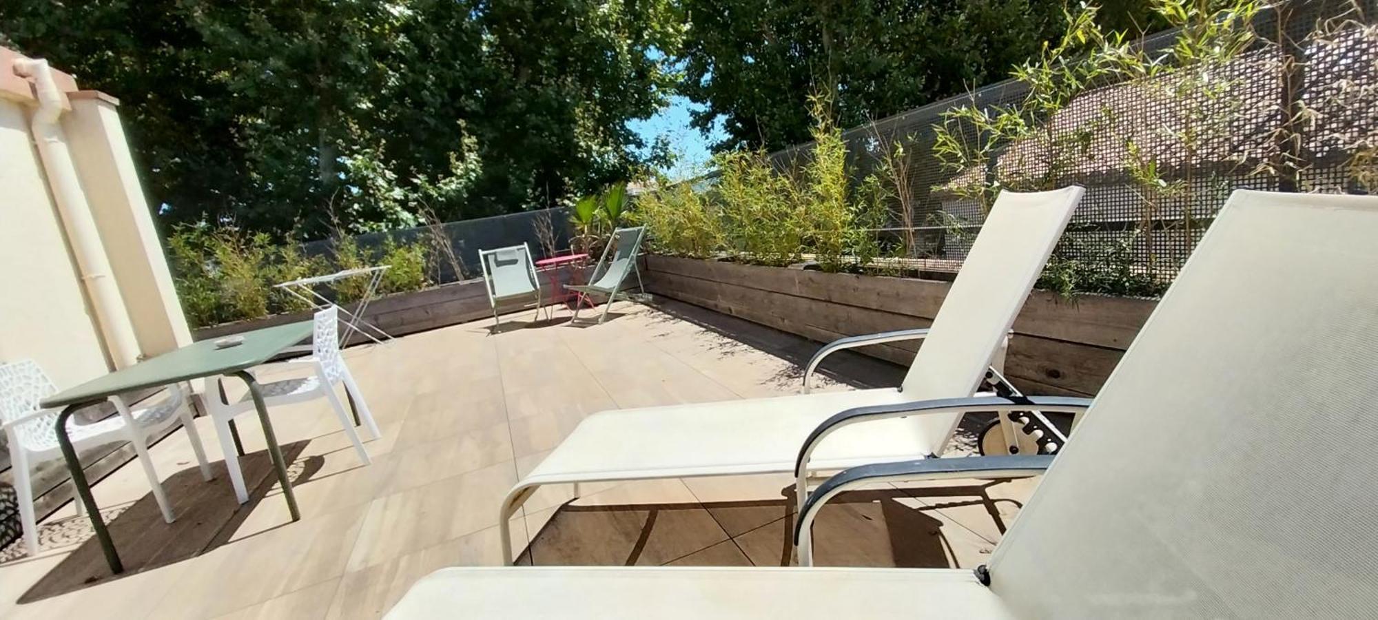 Studio Avec Terrasse Arles Exterior photo